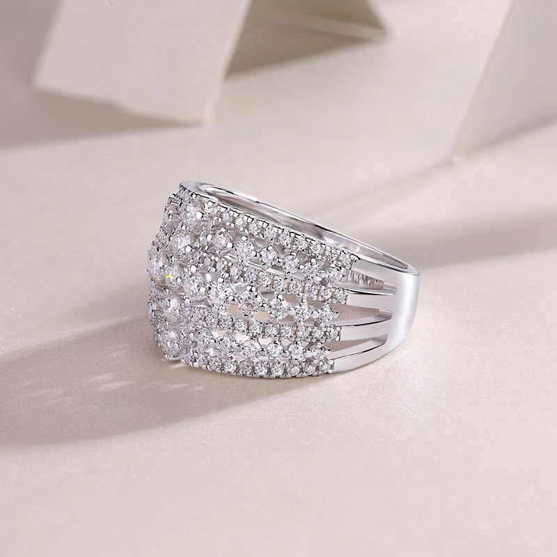 Iced Moissanite Diamond Eternity Ring Wedding Band 925 Sterling Silver Pass Tester Fine Jewelry Plated White Gold Wholesale Gift