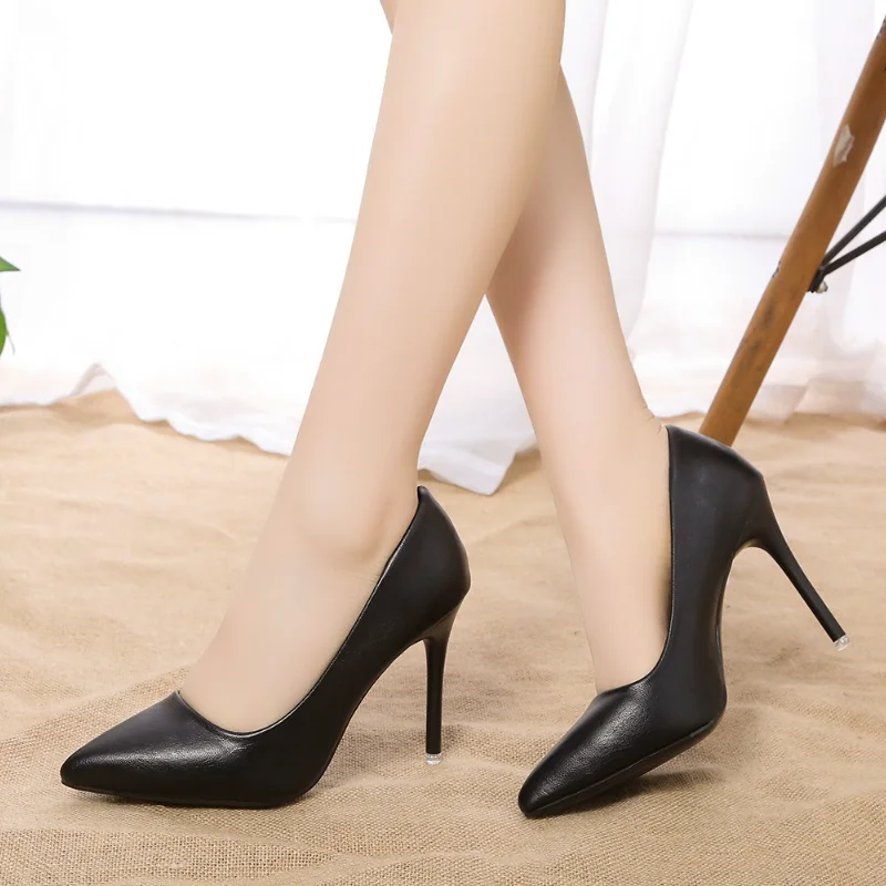 أسود عالية الكعب النساء الكعوب ضئيلة الربيع والصيف جديد الكل في واحد وأشار العمل الوظيفي حذا فردي للسيدات Zapatos De Mujer #1