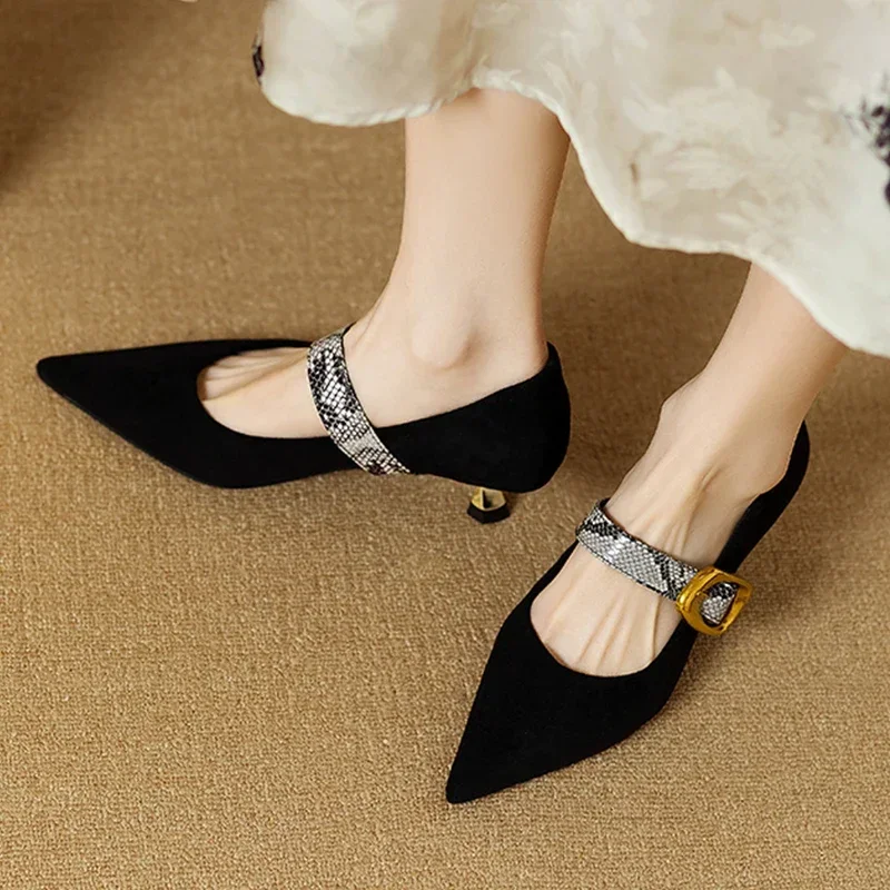 

Pointed Toe Sexy Serpentine Shoes Women Mid Heels Shallow Sandals 2024 Autumn Designer Party Shoes Pumps Elegant Mujer Zapatos