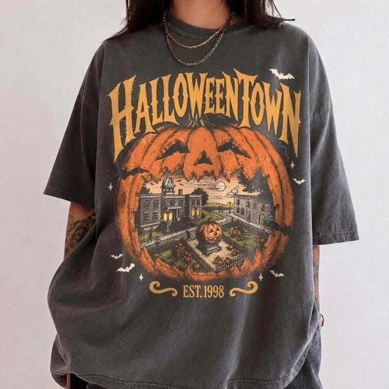 Retro Oversized Halloweentown T‑Shirt Spooky Pumpkin Town Full Moon Bat Graphic Tees Casual Halloween Unisex Streetwear Tops