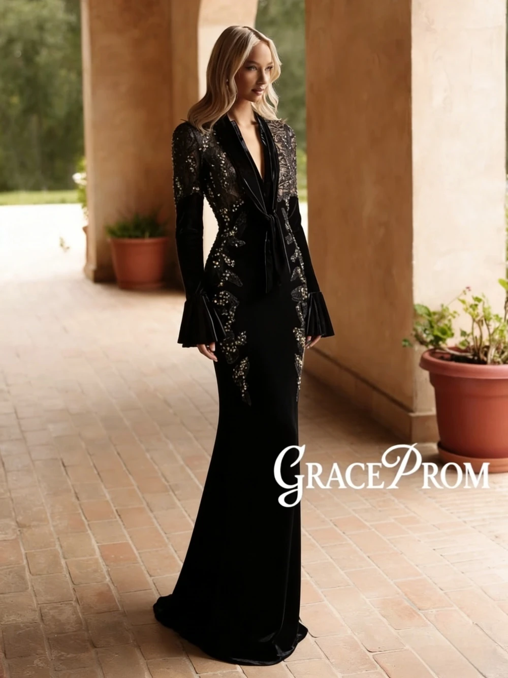 

Vintage Black Velvet Prom Dress V Neck Bell Sleeve Beaded Lace Sheer Mermaid Evening Gown Customized Muslim Women Party Wear
