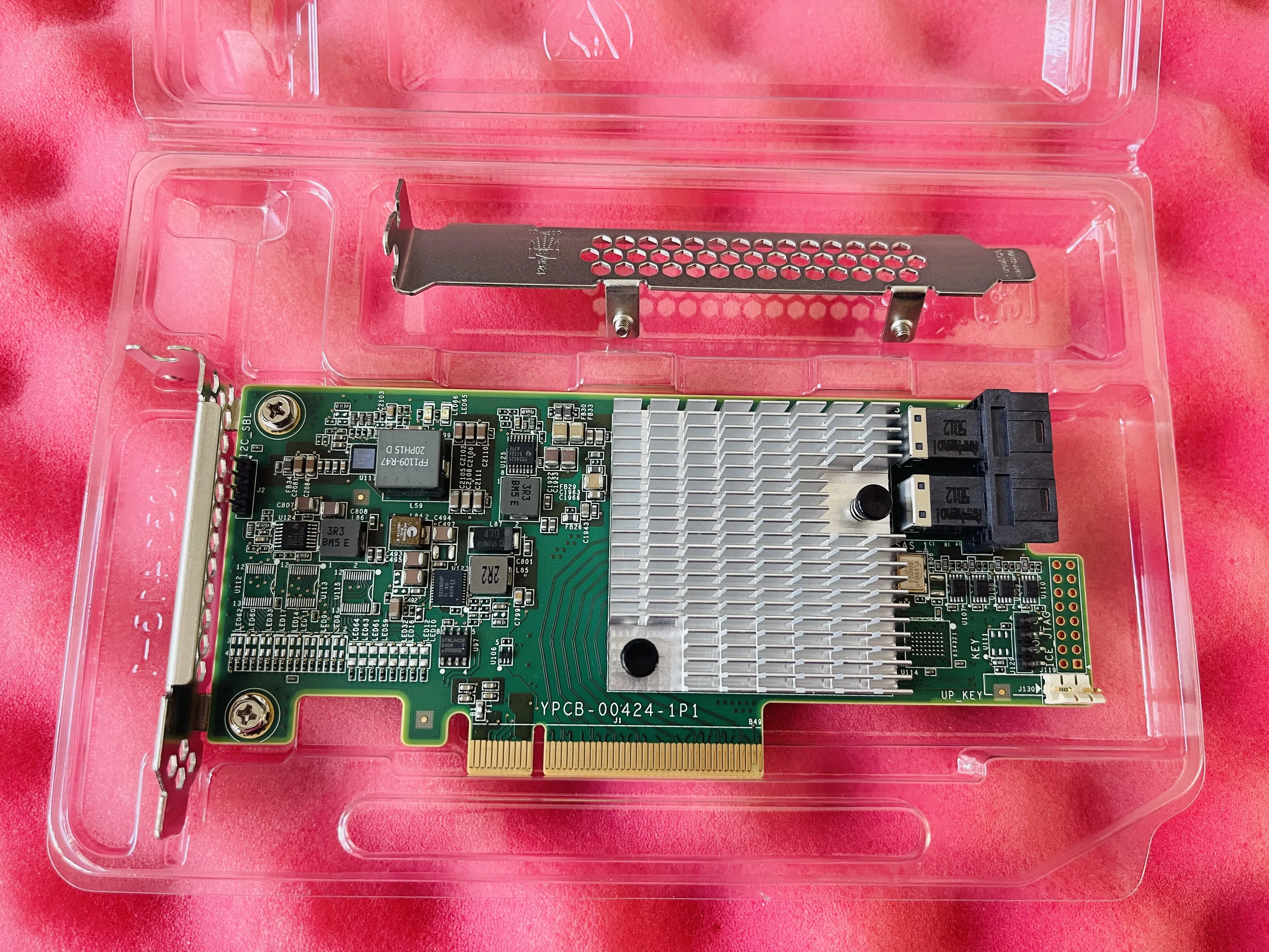 

Контроллер IT-режима Inspur LSI SAS3008 9300-8i 12 Гбит/с HBA для TrueNAS ZFS SATA SAS