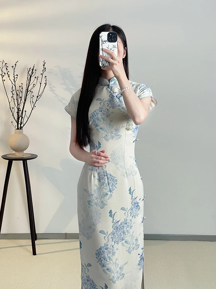 

Новое летнее ципао для девочек 2024 года: китайский национальный тренд, высококачественная повседневная дышащая одежда с коротким рукавом