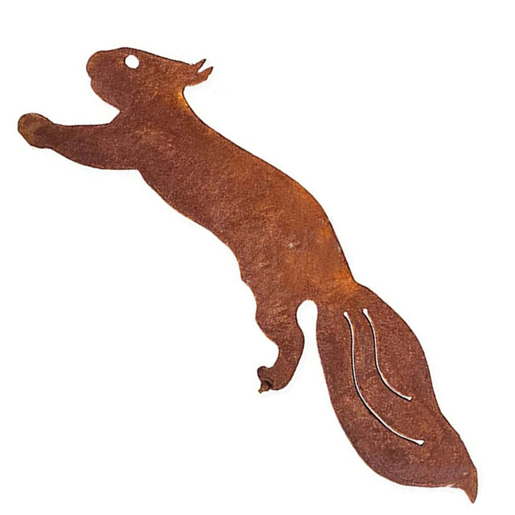

Outdoor Squirrel Decor Metal Garden Figure Garden Party Weather Resistant Garden Ornament Versatile Garden Placement
