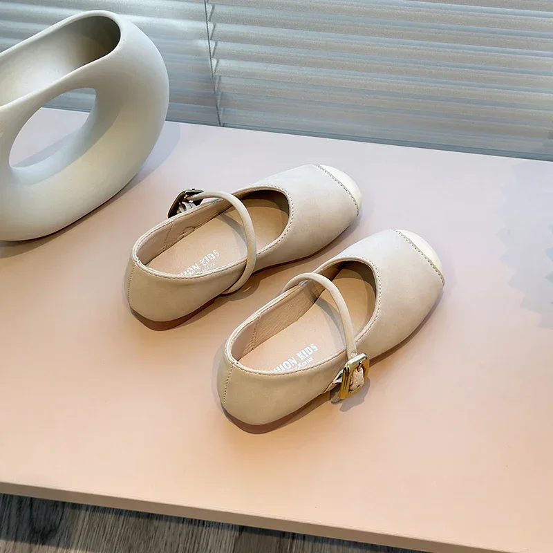 Chaussures Plates en Cuir pour Fille, Simples et Décontractées, Souples et Polyvalentes, pour la Marche à l'École, Confortables, Nouvelle Mode