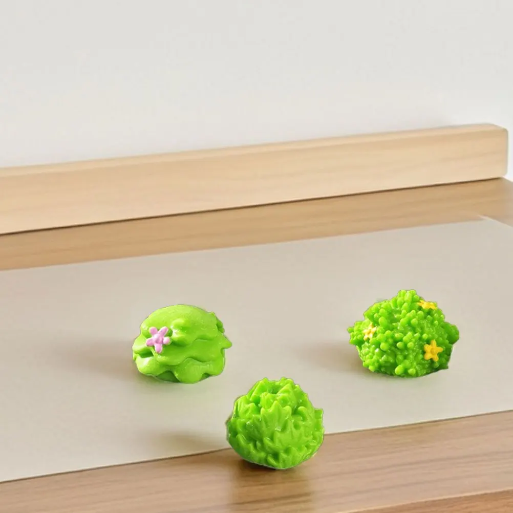 

5Pcs Fair Garden Resin Grass Clusters Mini Shrubs for Micro Landscape DIY Bonsai Garden Decoration Accessories