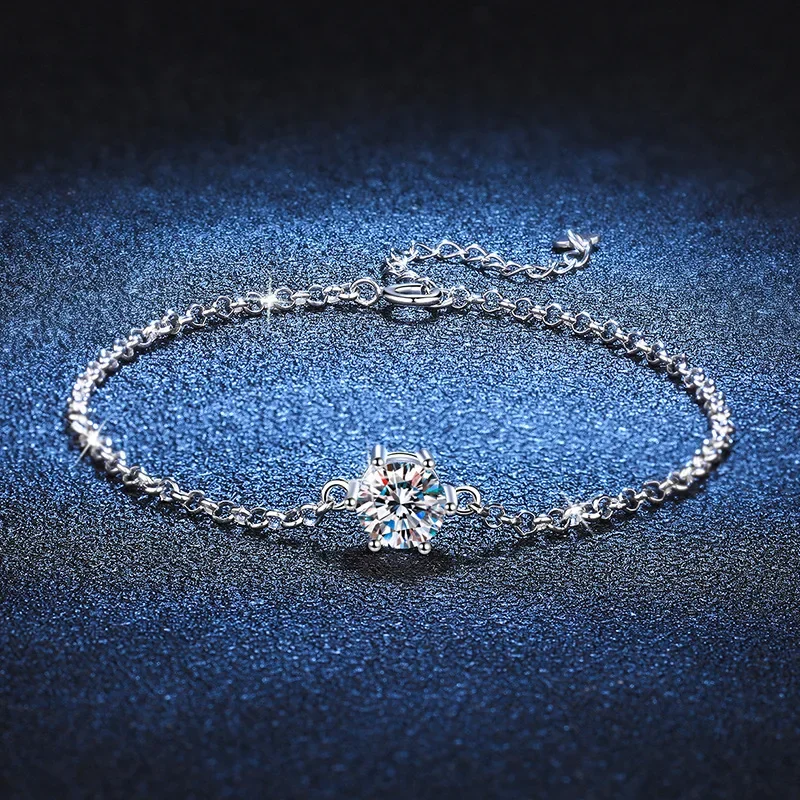 

18K Gold Inlaid Moissanite Six Claw Inlaid Diamond Bracelet PT950 Platinum, Fashionable and Simple Women's Bracelet