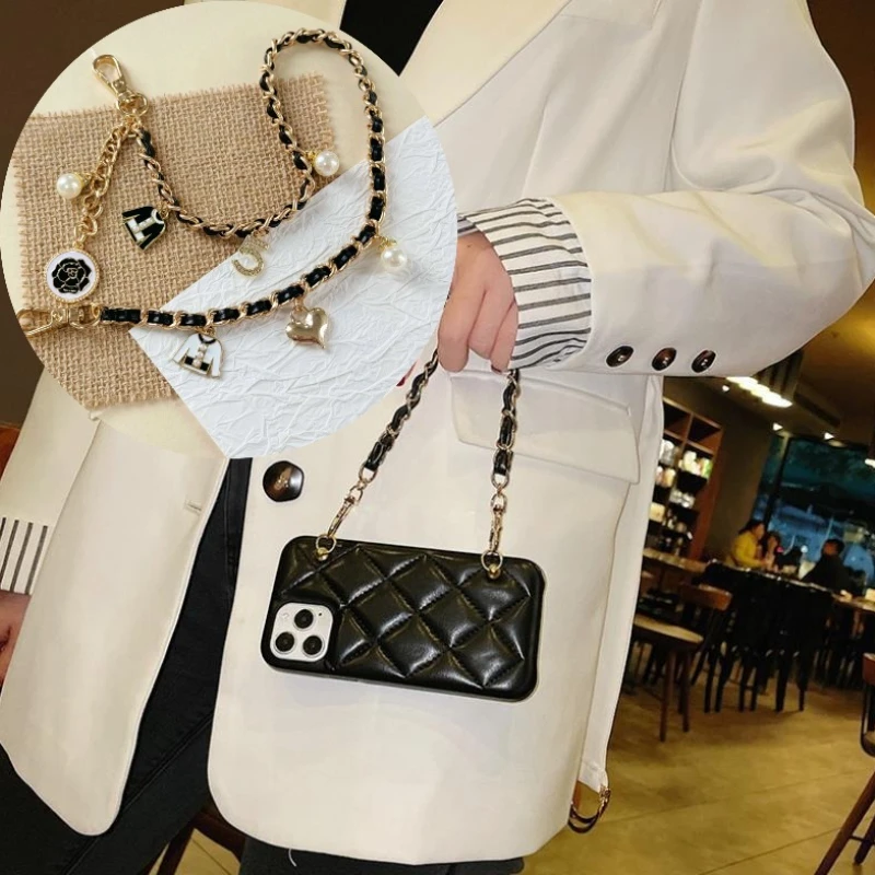 

Fashion Phone Strap Leather Bead Chain with Pearl Accents Metal Phone Chain Bag Charm Phone Case Accessory Luxury-Inspired