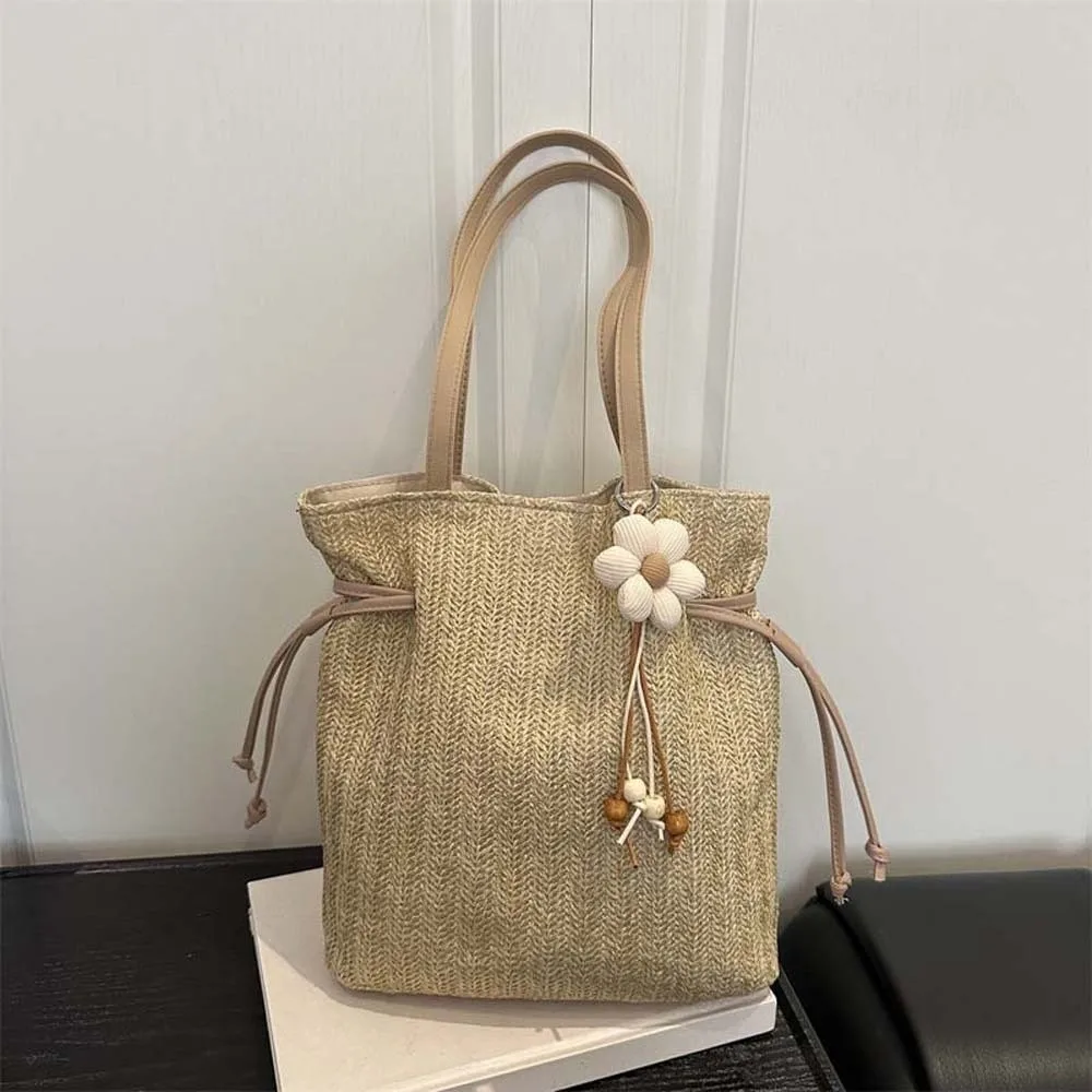 Sweet Straw Woven Tote Bag Large Capacity Magnetic Buckle Commuting Shoulder Bag Solid Color Lightweight