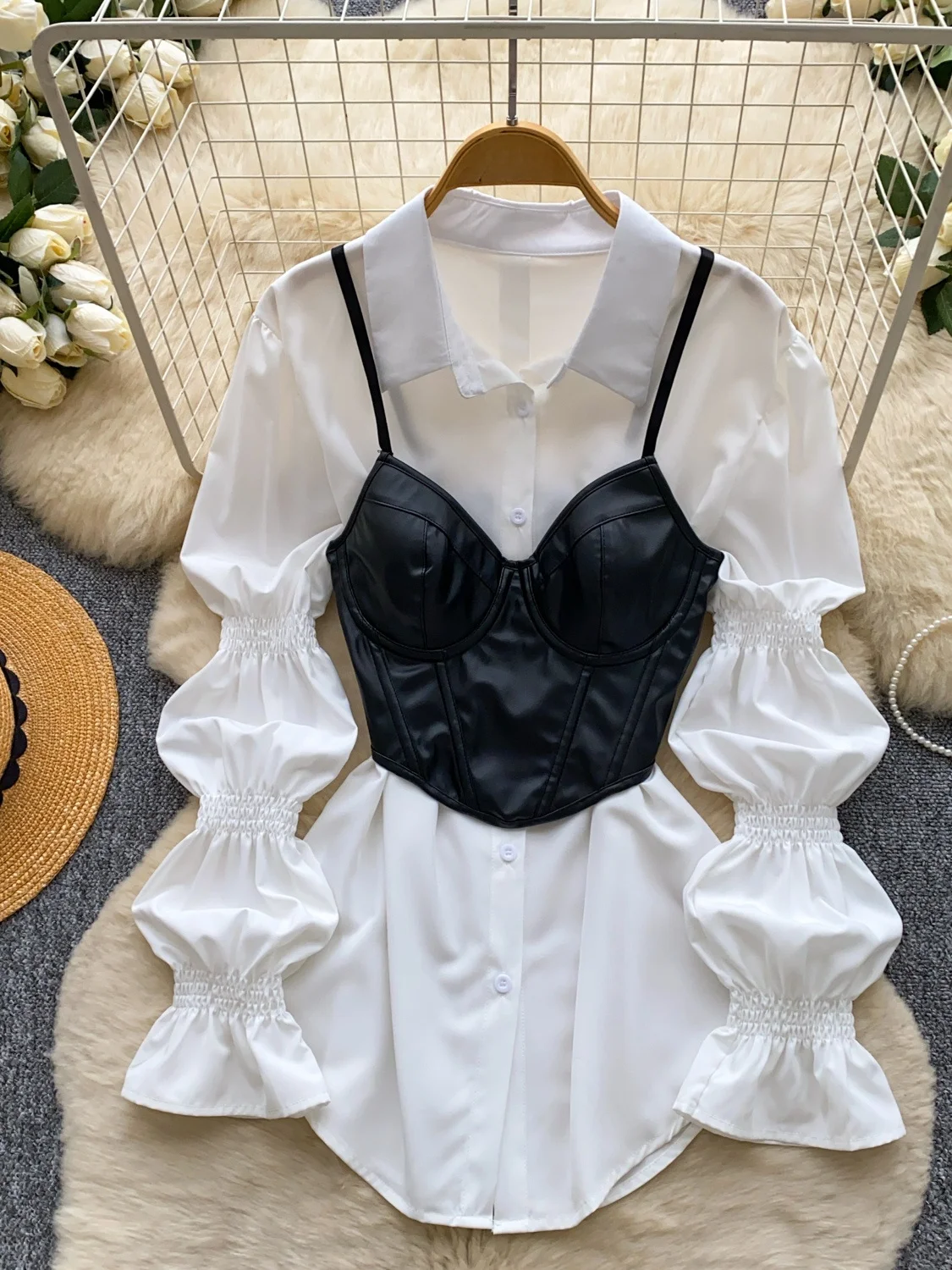 

Retro Bubble Sleeve Shirt And PU Leather Strap Two-Piece Set for Women Commute Slimming High Waist Fashion Set Autumn Wear