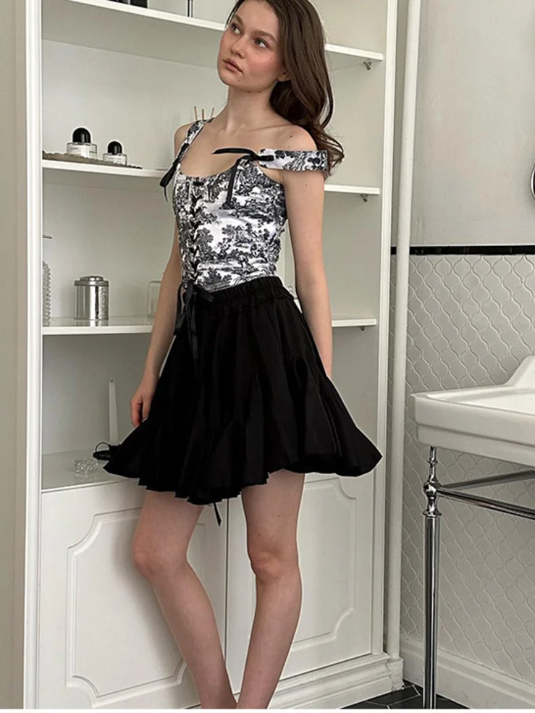 

Elegant Black Ruffles High Waist Mini Skirt Women 2024 Casual Pleated Fluffy A-line Skirts Summer Fashion Lady Party Streetwear