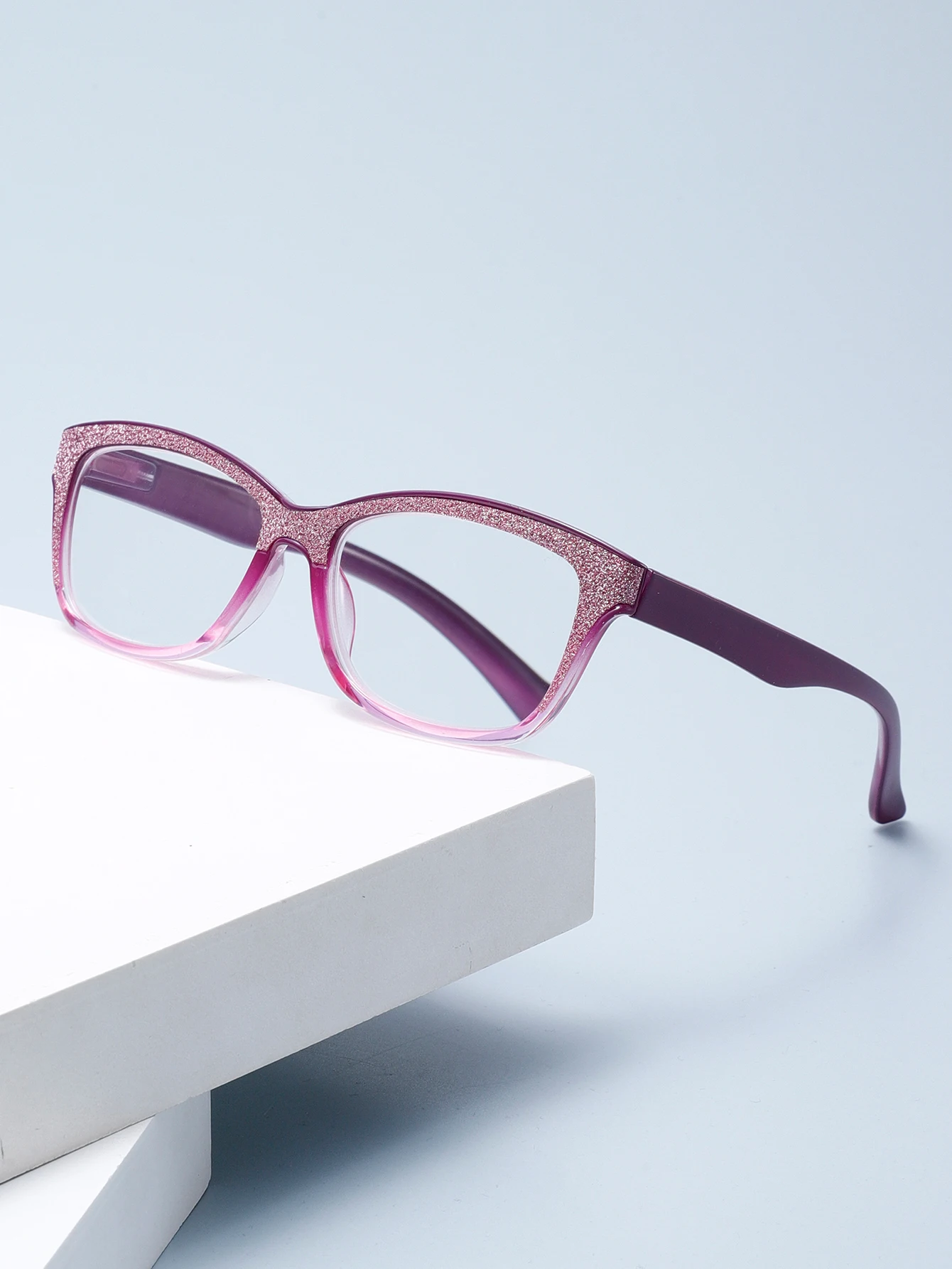 4 PCS Quatro pares de óculos de leitura elegantes e confortáveis, luz anti-azul, adequados para homens e mulheres de todas as idades