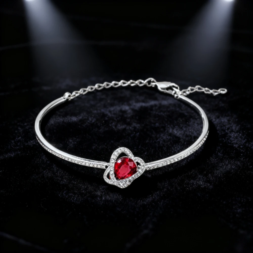 

2025 trendy accessories 2025 High - quality Original Symbolic Dance Series Women's Star - Moon Bracelet with Crystal