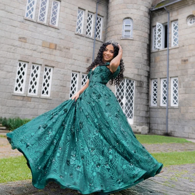 فساتين Quinceanera لامعة باللون الأخضر الداكن مخصصة قبالة الكتف ملصق ترتر دانتيل ثلاثية الأبعاد زهرة ذيل طويل فيستدو 15 Quinceanera