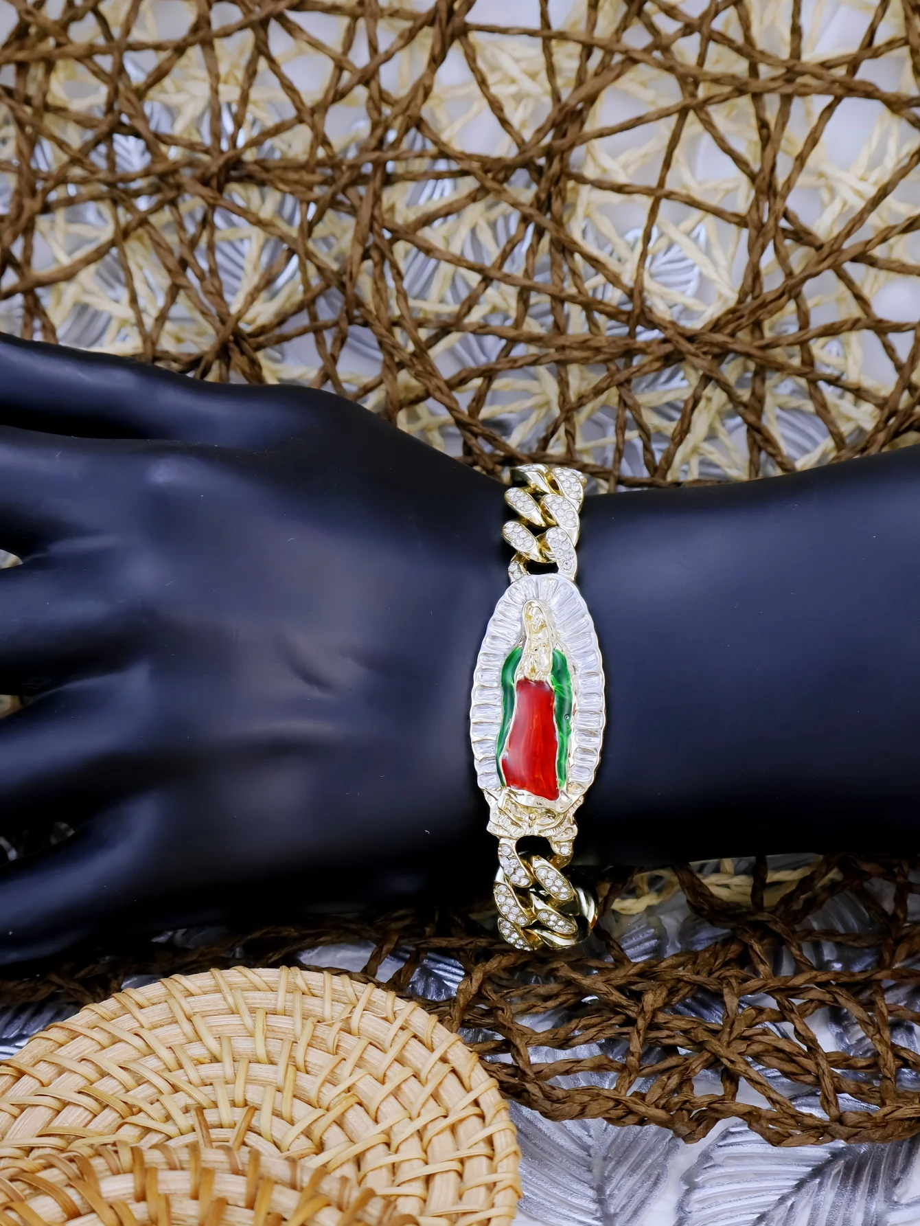 1 Piece Creative Religious Jewelry Painted Virgin Mary Bracelet Rugged Cuban Chain Style