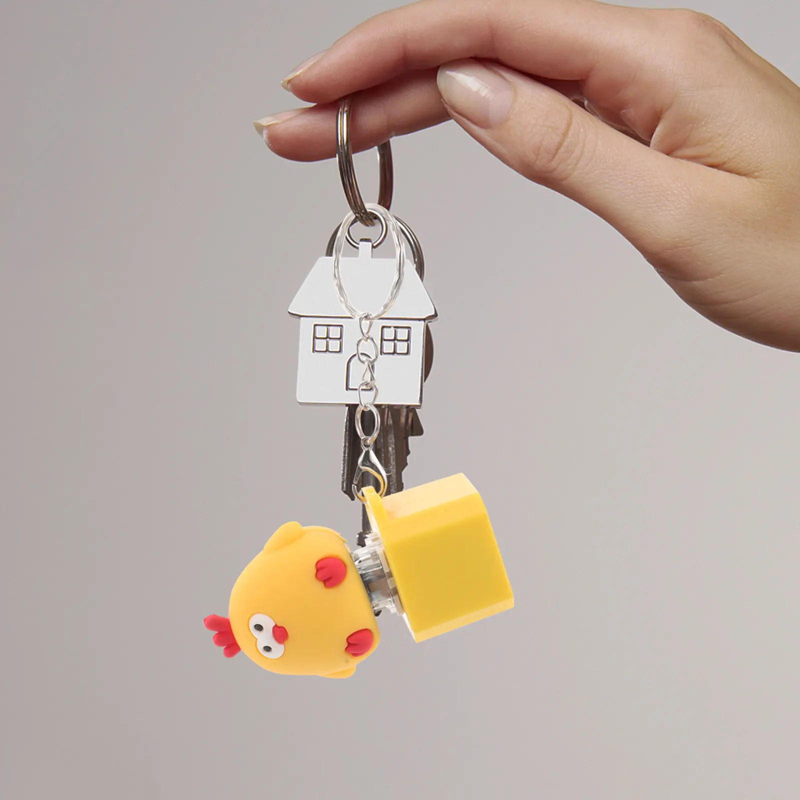 

Adorable Chicken Keyboard Fidget Keychain Removable Click Button Light Decompression Stress Relief Easter Party Favor