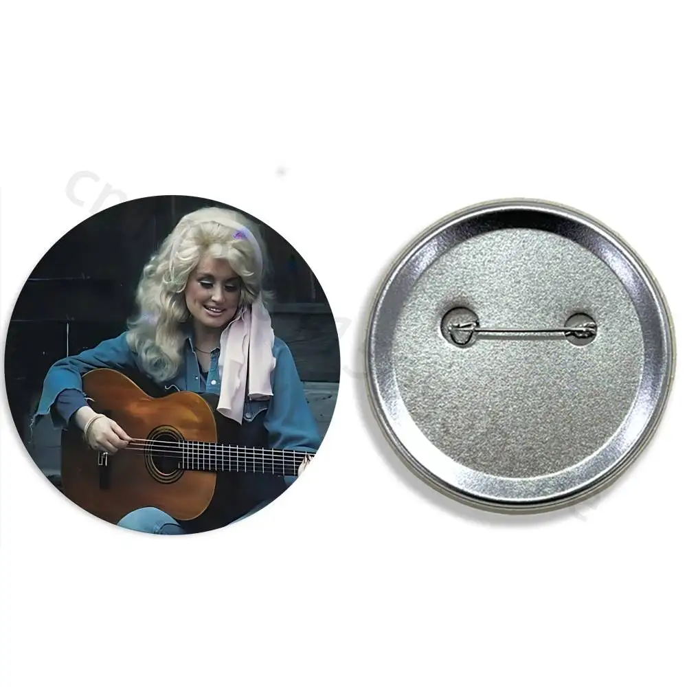 Retro Classic D-Dolly P-Parton 58mm Icon Badge Handmade Tinplate Brooch for Backpack Clothes Chest Ornament Gifts