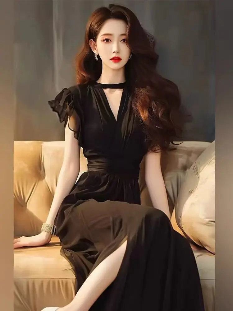 

2025 New Pleated Elegant A-line Chiffon Black Dress Women Summer Fashionable Street Casual Commuter Lady Midi Dress
