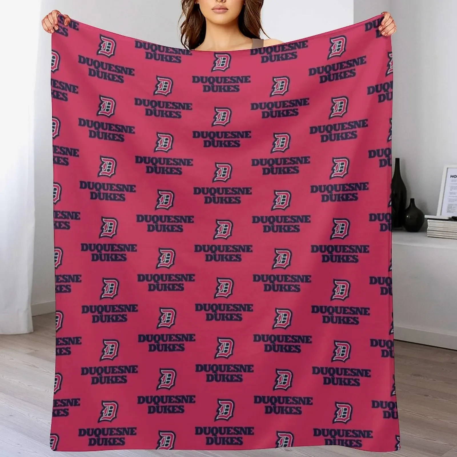 Duquesne Dukes Throw Blanket Soft Sherpa Fleece Warm Blanket for Winter