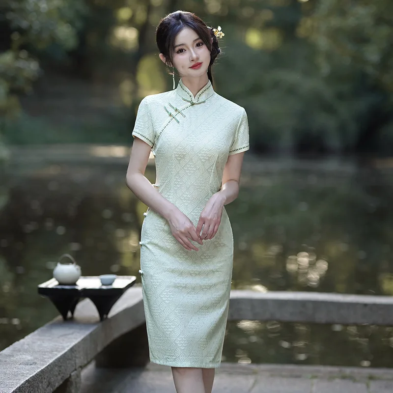 chinese dress knee length Pink Silk Qipao Dress, Modern Knee-Length Cheongsam, Ilyana