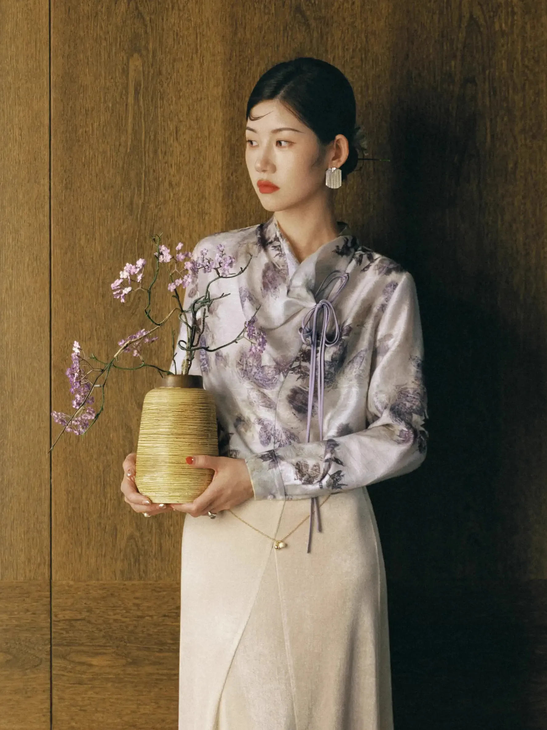 

Плиссированная рубашка Miaoeng Long Sleeve с воротником-стойкой, гладкими линиями, из смесовой ткани (хлопок, нейлон, полиэстер), Весна 2025