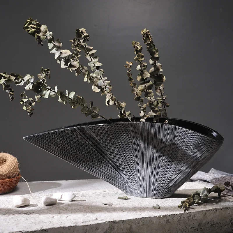 Nordic Modern Vase Large Fan-Shaped Flower Vase Creative Flowerpot Plant Crafts Home Interior Table Decoration and Accessories