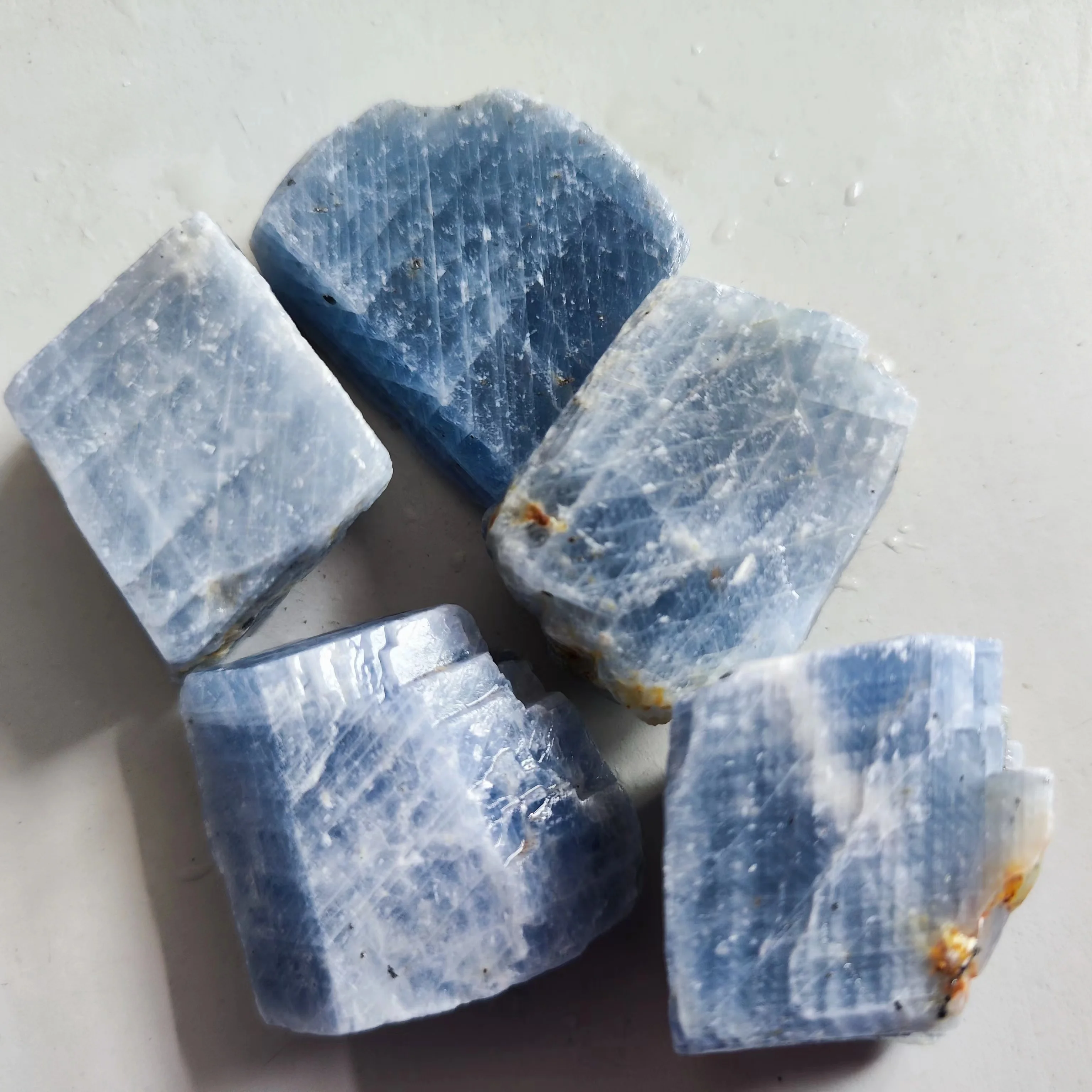 Natural Blue Calcite Crystal Stone Home Decoration Celand Spar Slab Natural Stone and Rough Crystal Minerals Healing Stones