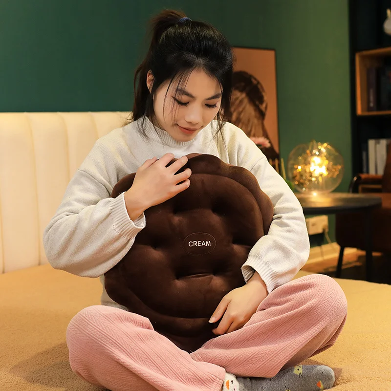 New 42cm High Quality Chocolate Biscuit Throw Pillow DOlls Simulation Home Party Decor Super Soft Girls Boys Birthday Gifts