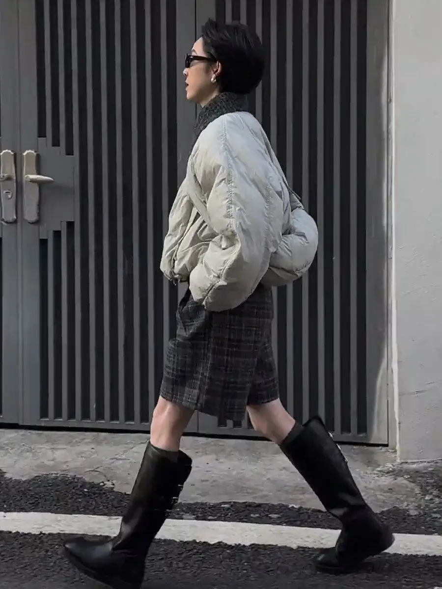 European Plaid Woolen Shorts For Women In Autumn And Winter 2025, New Elastic Waisted Fashionable Loose Boots And Pants