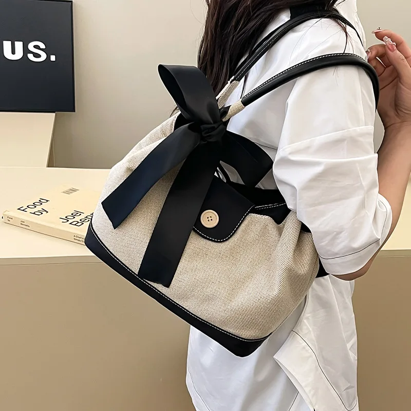 

Commuter Super Fire Niche Canvas Bag Women's 2025 New Contrasting Color Versatile Shoulder Underarm Bag Portable Tote Bag