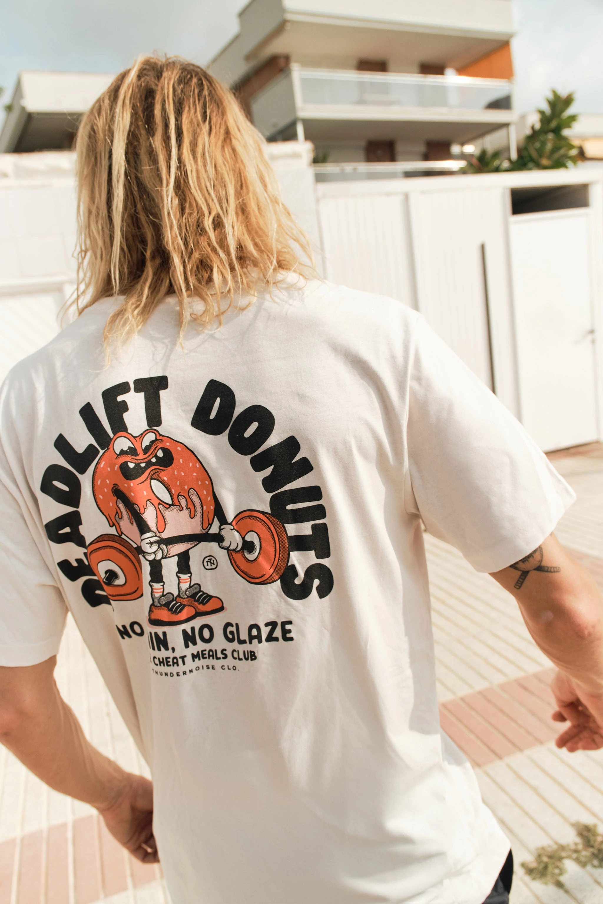 Deadlift Donuts Thundernoise Retro Illustration Fitness Sports Brand T-Shirt Cotton Graphic Tee Men Women Summer Streetwear