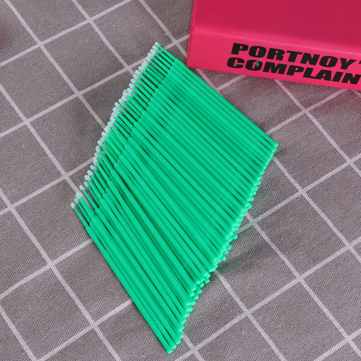 

100 Pcs Small Brush Set Micro Applicator Miniature Eyelash Extension Cotton Swabs Green
