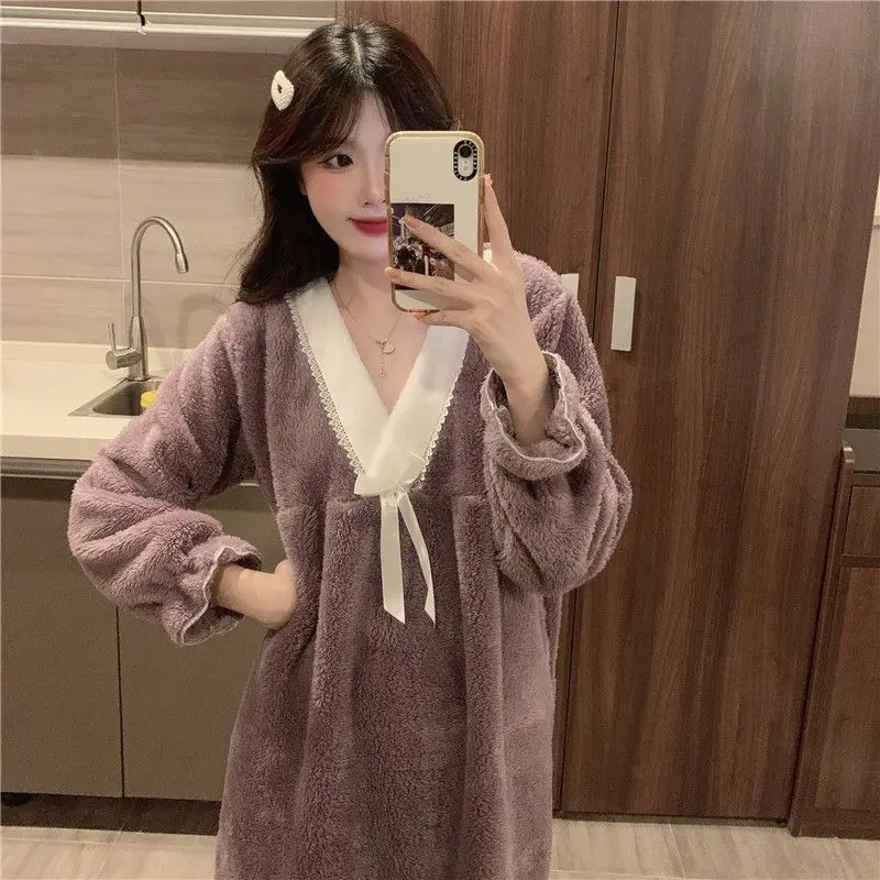 Lace Edge Nightgowns Women V-neck Oversize Loose Solid Simple Comfortable Coral Fleece Sleepwear Sweet Ladies Bedroom Wear Soft