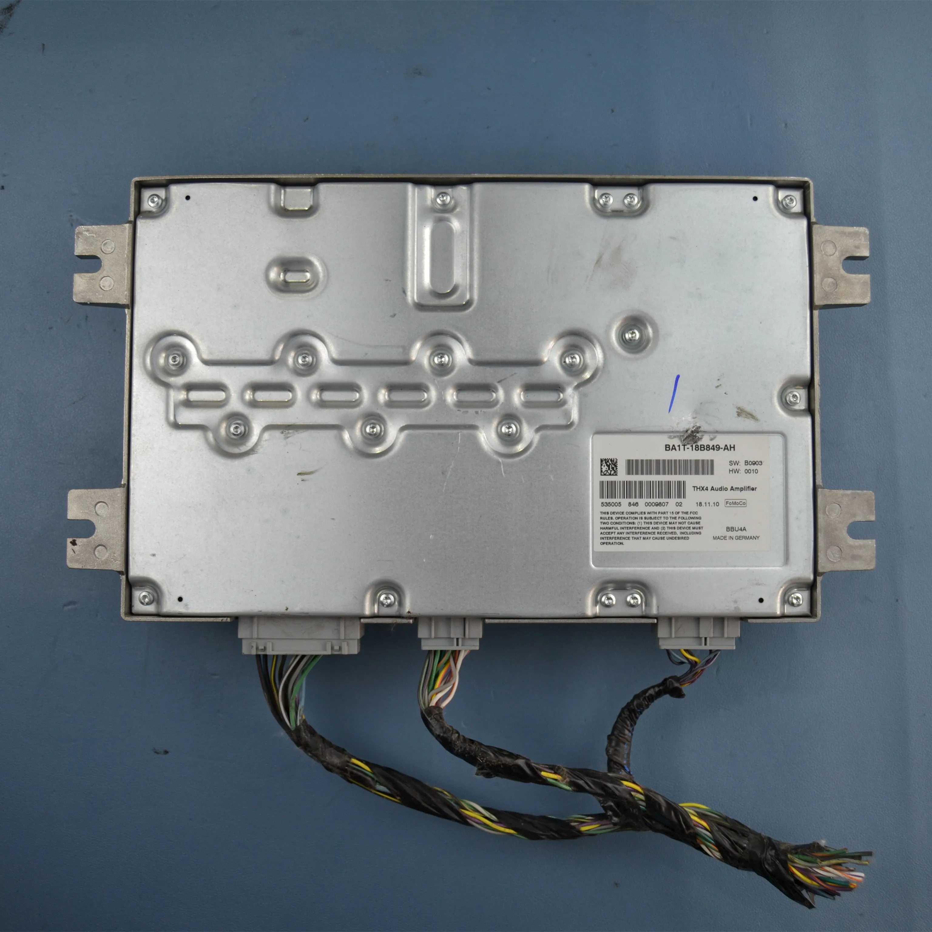 Second hand car dismantling Power Amplifier fits EDGE EXPLORER BA1T-18B849-AH Amplifier Music Player