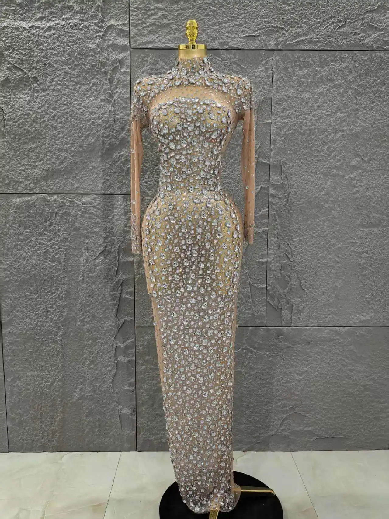 

Shinning Alluring Crystal Women Sleeveless Sexy Halter Bodycon Long Dress Celebrate Birthday Party Nightclub Outfit Vestido