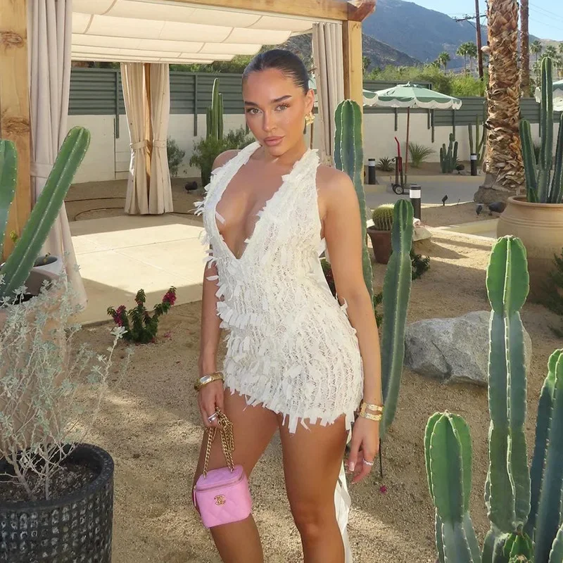 Sukienka damska 2025 Sexy Halter Tassel Biała Y2K Elegancka Prześwitująca Letnia Modna Bez Pleców Obcisła Elastyczna Midnight Bodycon Clubwear