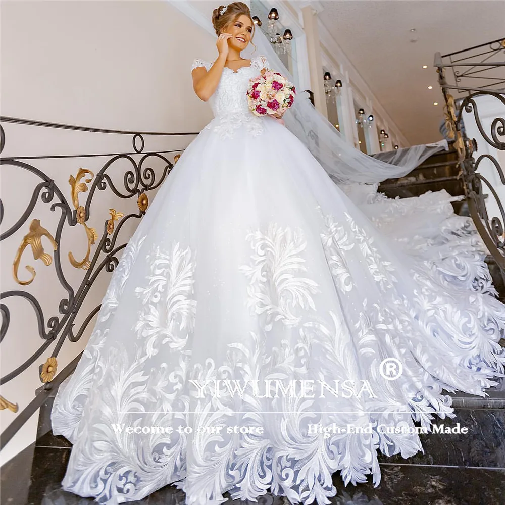 Requintado 3d appliqued vestido de baile vestidos de casamento brilhantes lantejoulas tule mangas curtas vestidos de noiva personalizado feminino