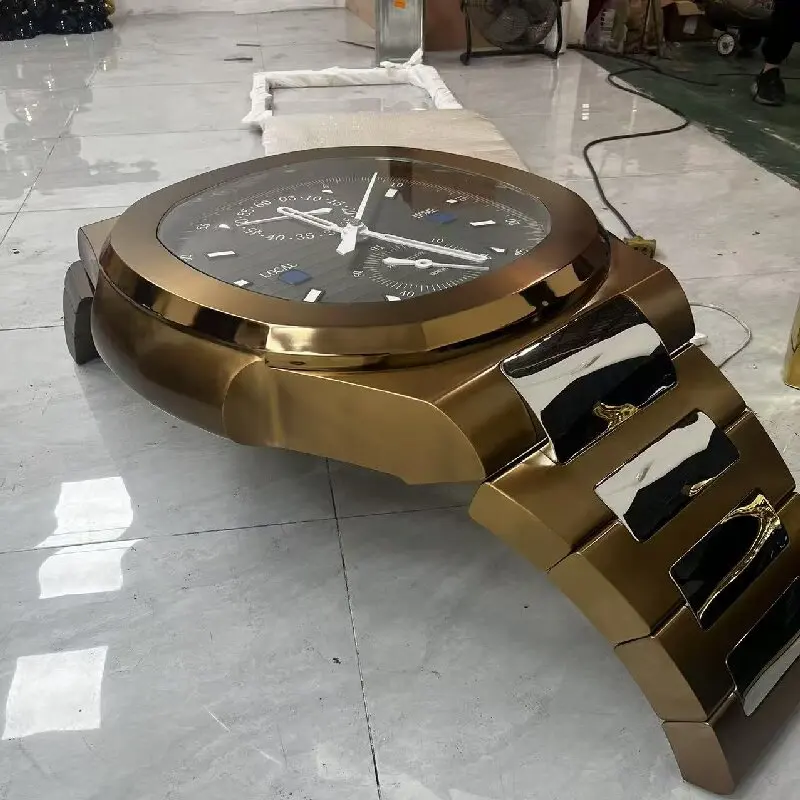 Italian Light Luxury Stainless Steel Coffee Table Designer Tempered Glass Table Luxury Villa Art Machine Ring Watch Coffee Table