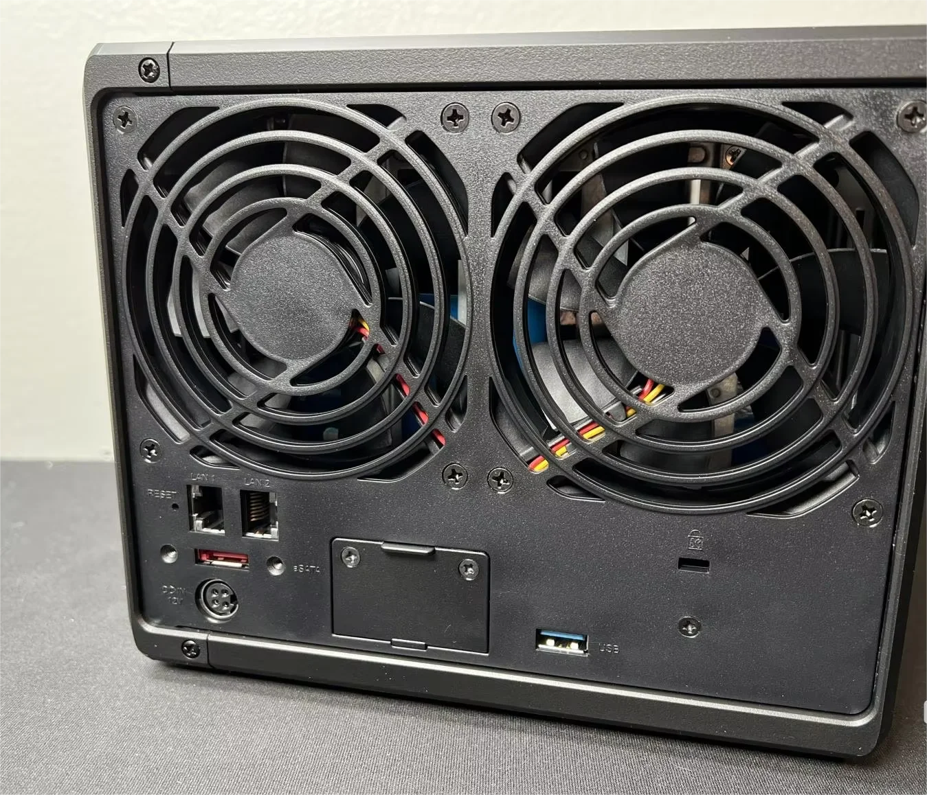 Synology DS923+ 4-Bay NAS Storage Server AMD Ryzen R1600 4GB ECC RAM Dual M.2 NVMe Slots 10GbE Ready DiskStation Enclosure