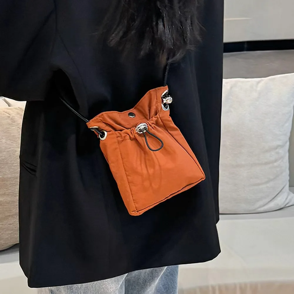 حقيبة كروس نايلون ناعمة محفظة هاتف صغيرة متعددة الوظائف حقيبة كتف مربعة محفظة كروس محفظة قماش حقيبة ساعي البريد