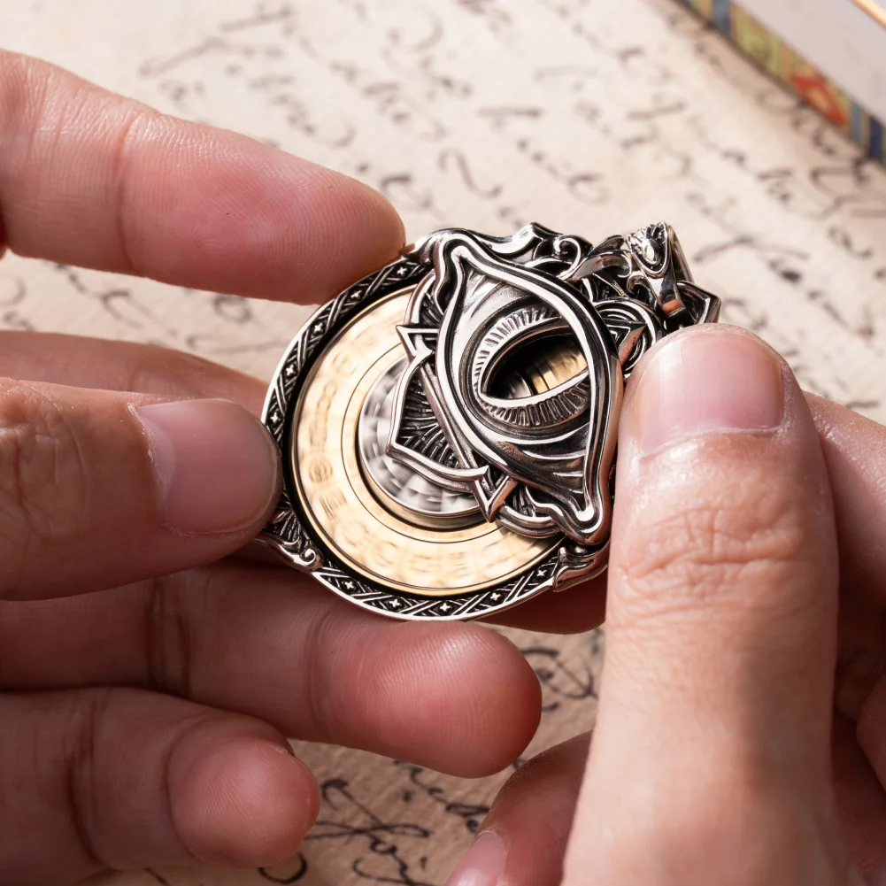 COPPERTIST.WU Tarot Vision Pendant White Bronze - All-Seeing Eye Necklace, Tarot Card Symbol Pendant, Mystic Divination Jewelry