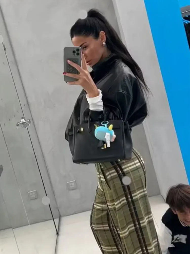 

HH Women Autumn Fashion Turtleneck Fiction Leather Bomber Coat Female Temperament Casual Single Breasted Long Sleeve Jacket