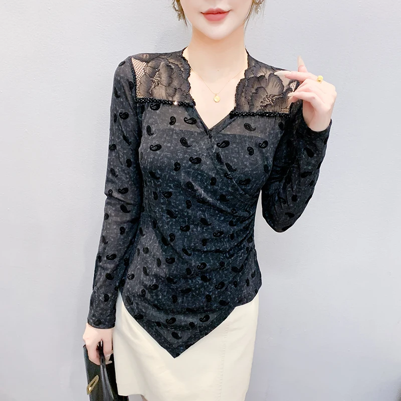 

Black,Fall,Winter,Korean,Style,T-Shirt,Sexy,Shiny,Beading,Women,Tops,Long Sleeve,Patchwork,Lace,Irregular,Flocking,Tees,592903