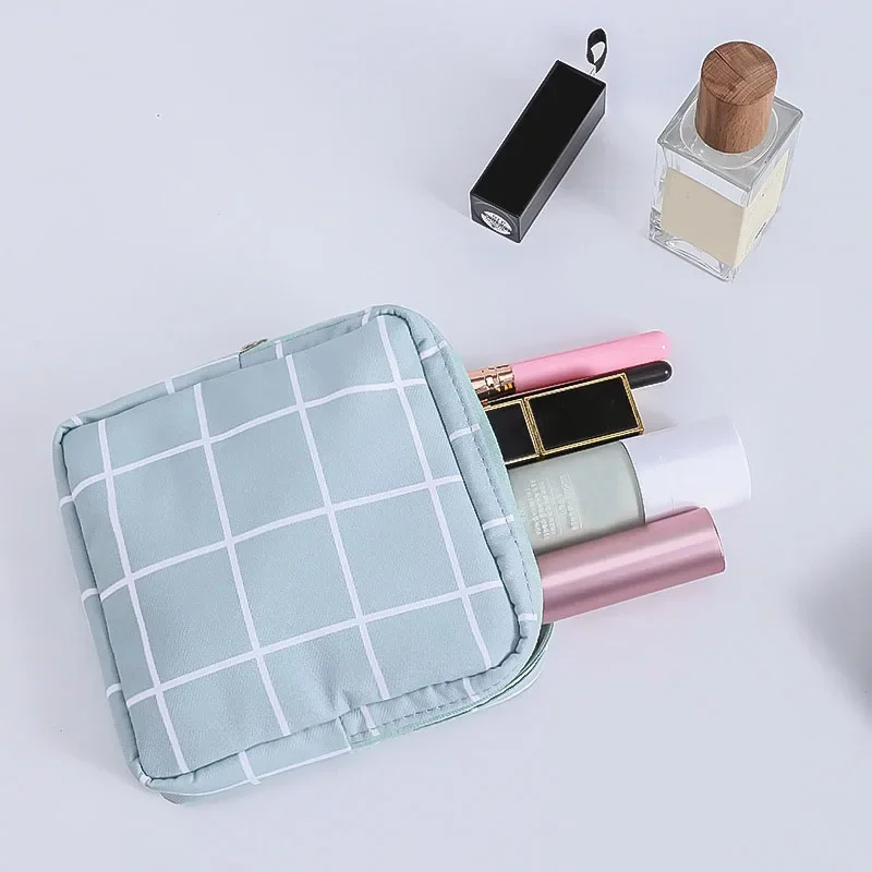 Women Sanitary Napkin Tampon Storage Bag Cute Makeup Pouches Zipper Women Cosmetic Lipstick Key Earphone Data Cables Organizer