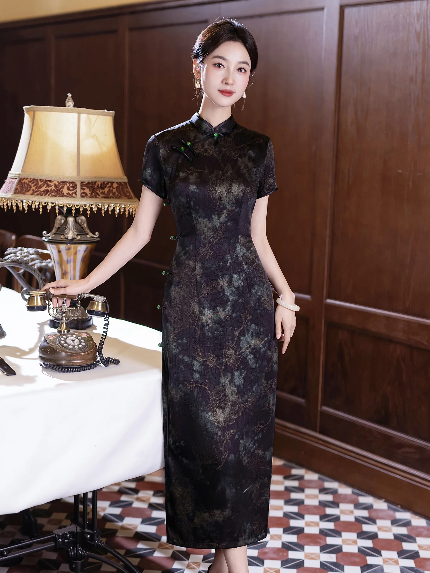 

Young Mom een Retro anghai Republic Sle Improved Qipao Daily Wear Comfortable Fit Floral Print ort Sve Midi Dr