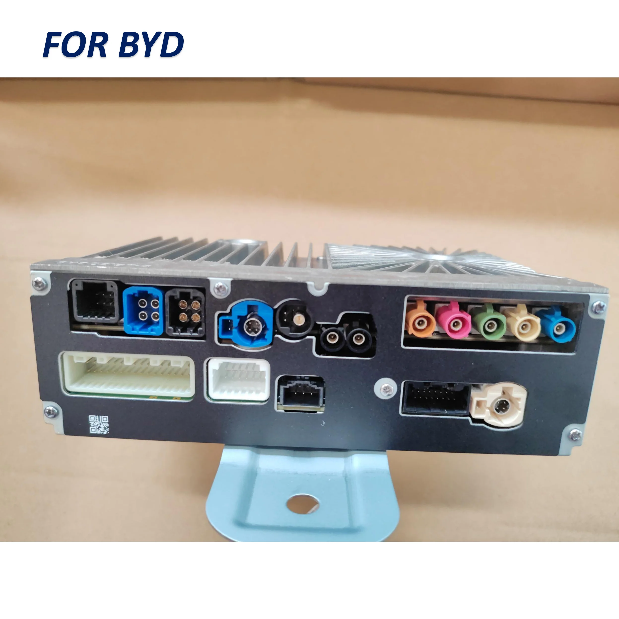 

New for BYD SONG PLUS DM-I SA3HX-7924200C-D4 Smart Car Infotainment System Car Infotainment Host Assembly