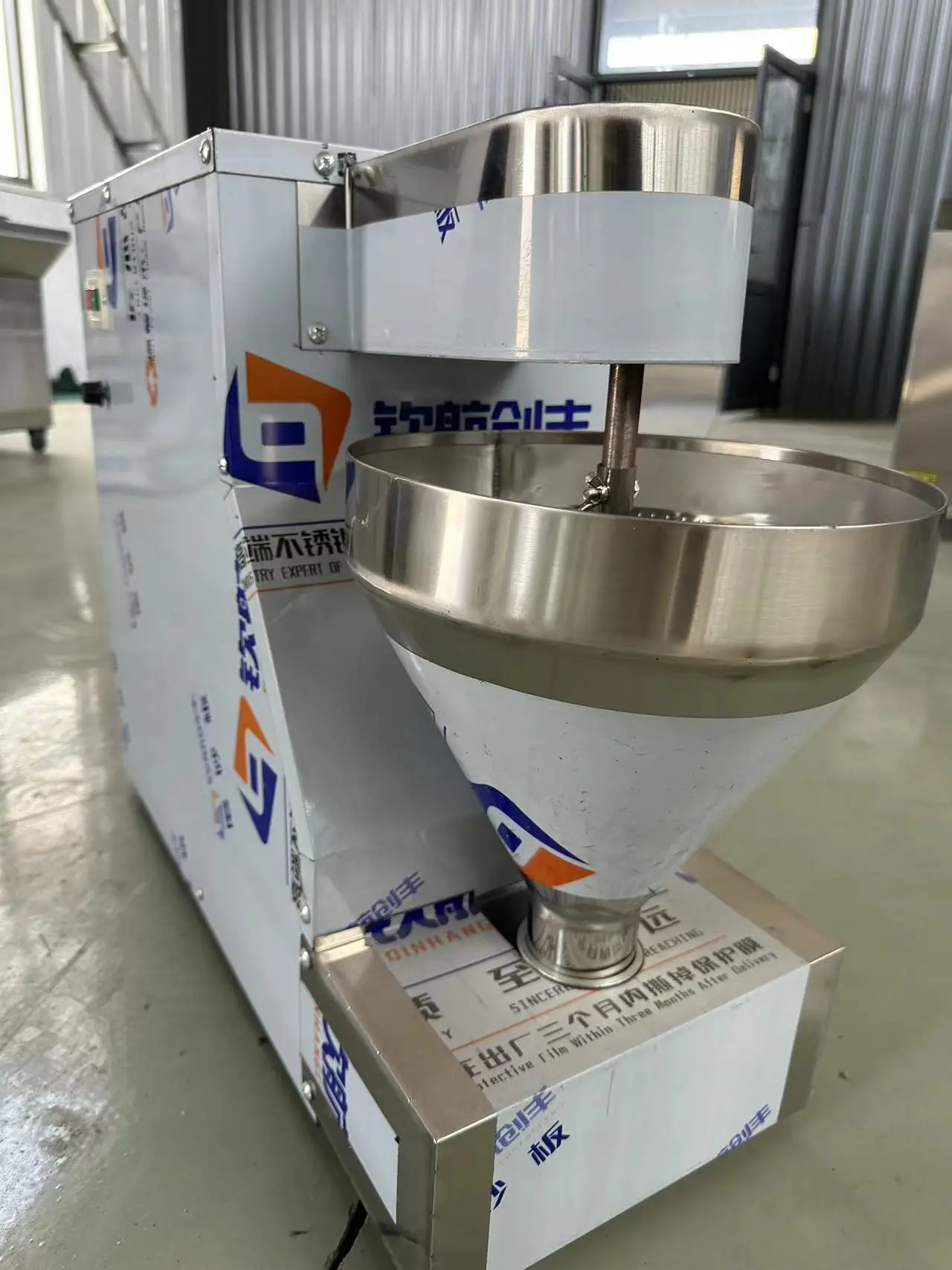 Fish Ball Machine Rice-meat Dumplings Machine Chicken Beef Meat Mincer Machine