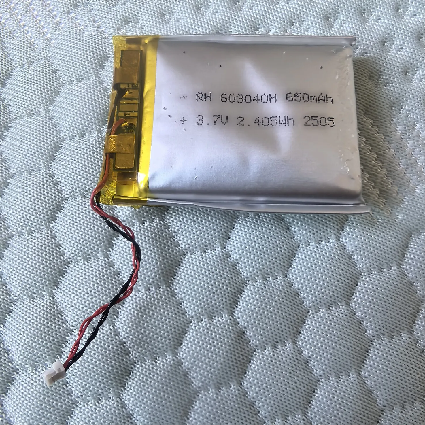 buy more will cheap 650MAH polymer battery 603040 capacitive meter smart watch sound pickup beauty eye recording 3.7V four wire