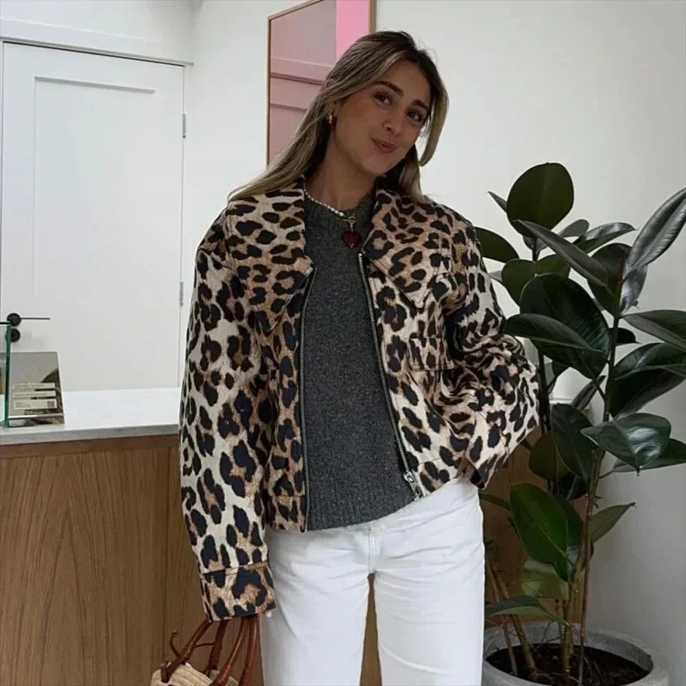 2024 early autumn new women\'s fashionable temperament casual versatile leopard print jacket with lapel zipper jacket