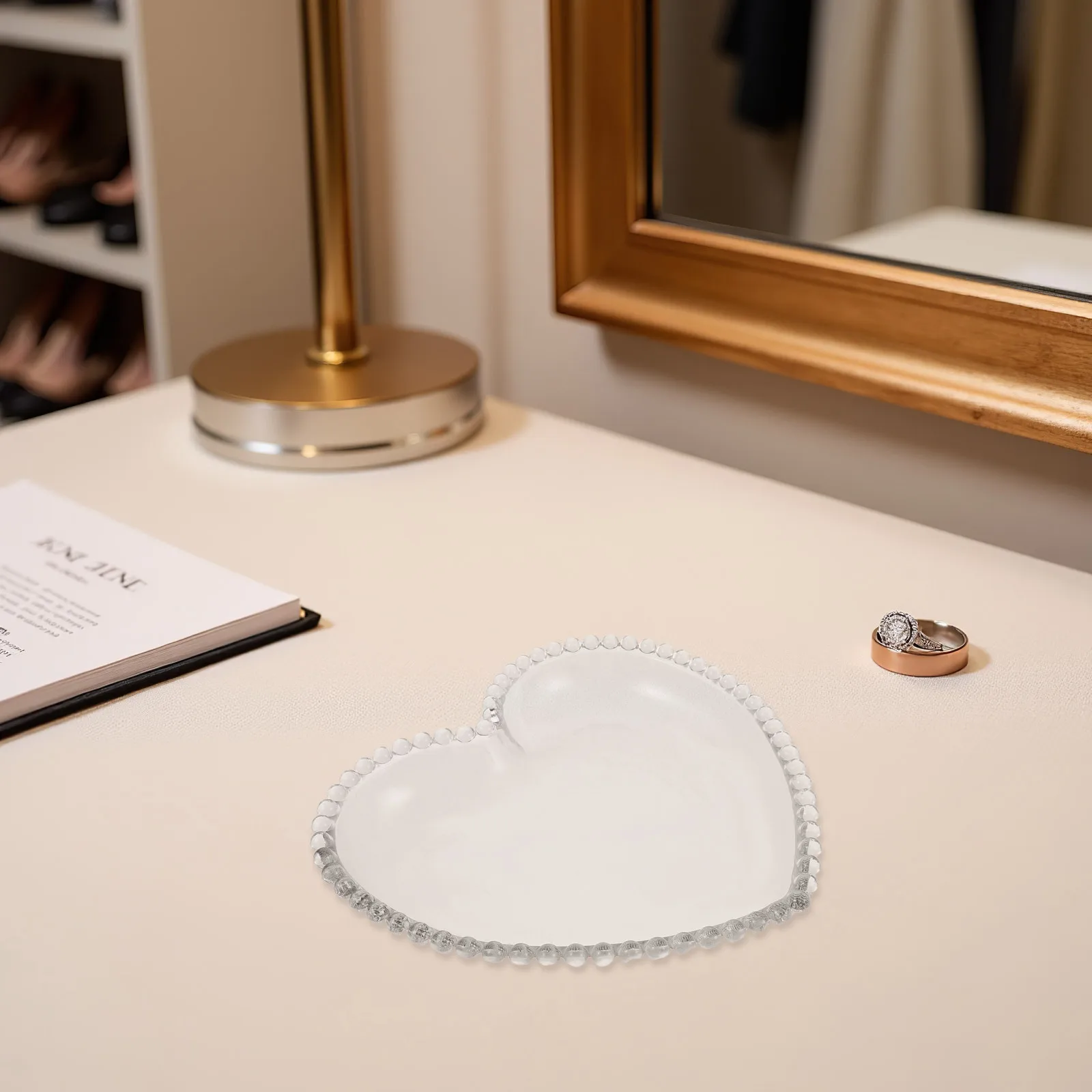 

Vintage Heart-Shaped Glass Jewelry Tray Decorative Vanity Storage Organizer Tray for Rings Necklaces Perfume Display Dish